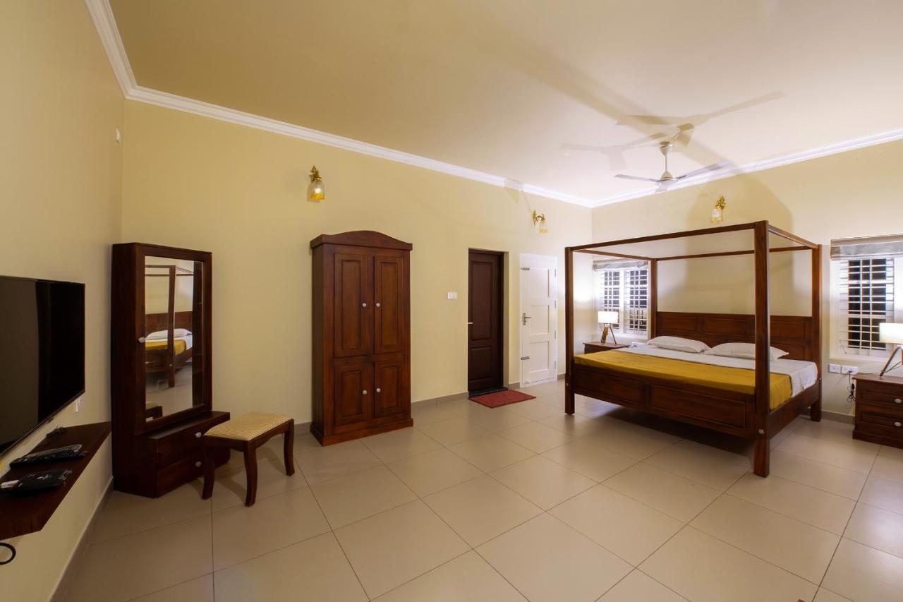Alencherry Plantation Homestay Thekkady Esterno foto