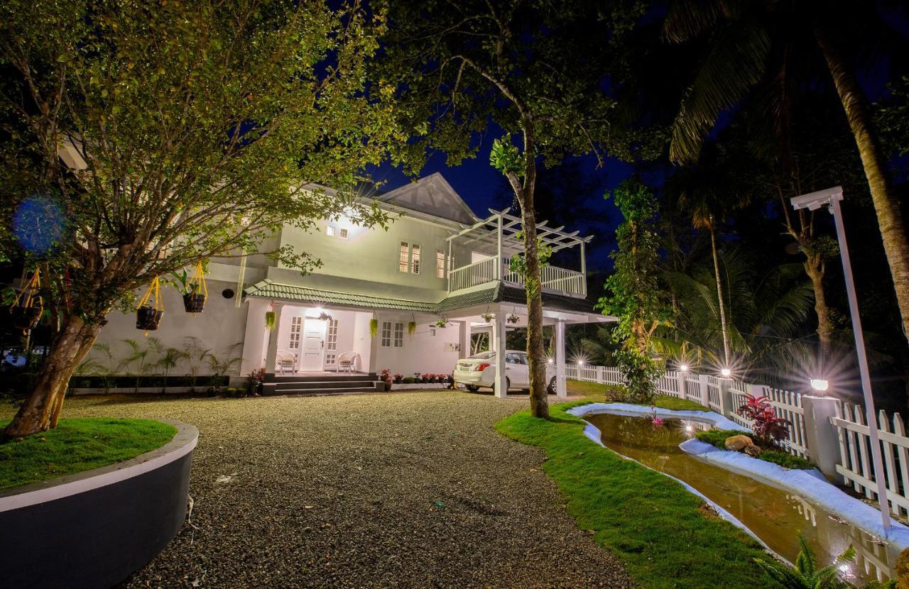 Alencherry Plantation Homestay Thekkady Esterno foto